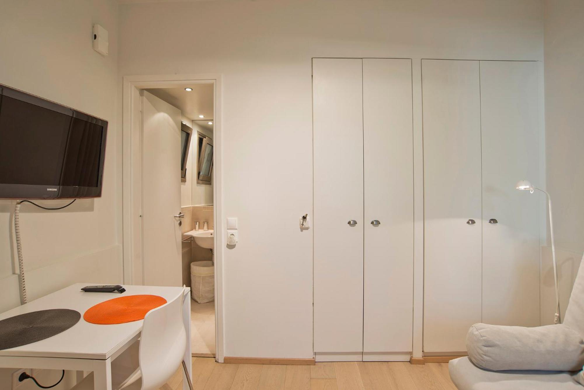 Cozy And Modern Studio Next To The Sea Apartment Athens Exterior photo